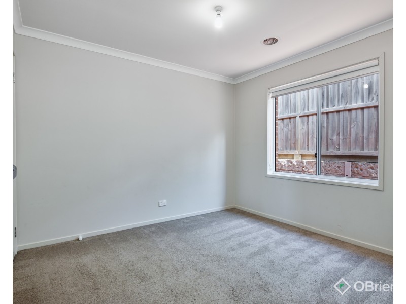 5 Cumberland Avenue, Warragul VIC 3820