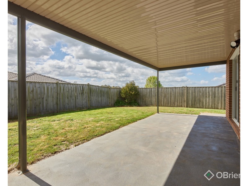 5 Cumberland Avenue, Warragul VIC 3820