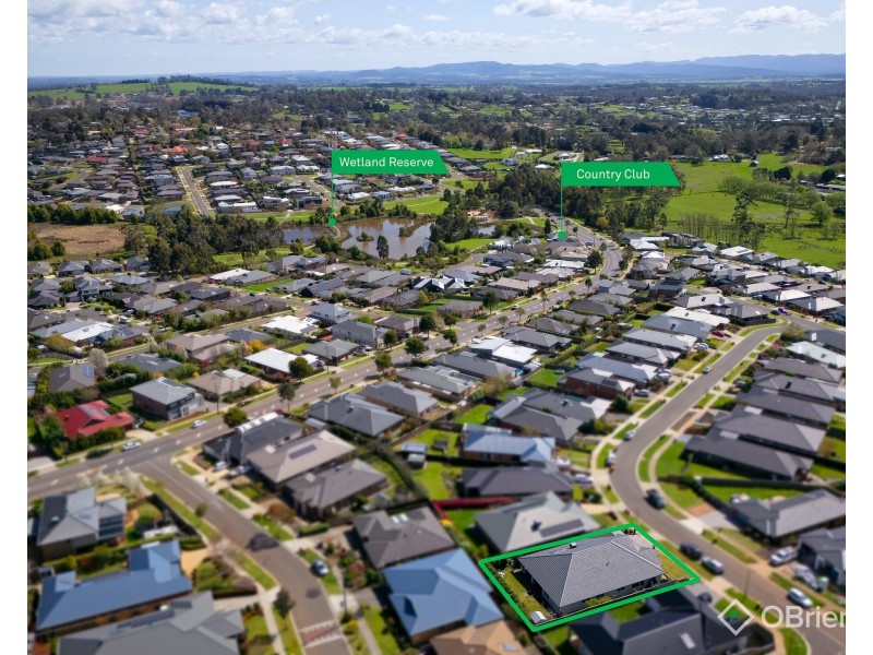 26 Silvertown Road, Drouin VIC 3818