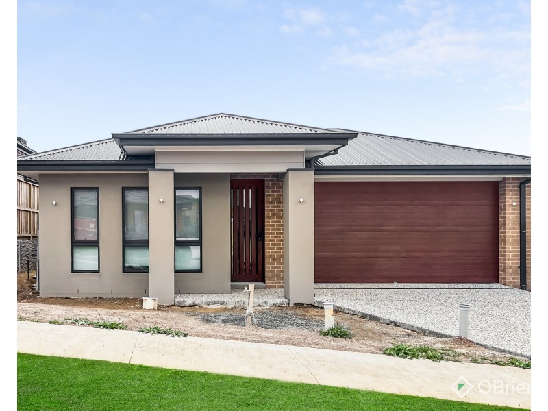 43 Mapleton Avenue, Warragul VIC 3820