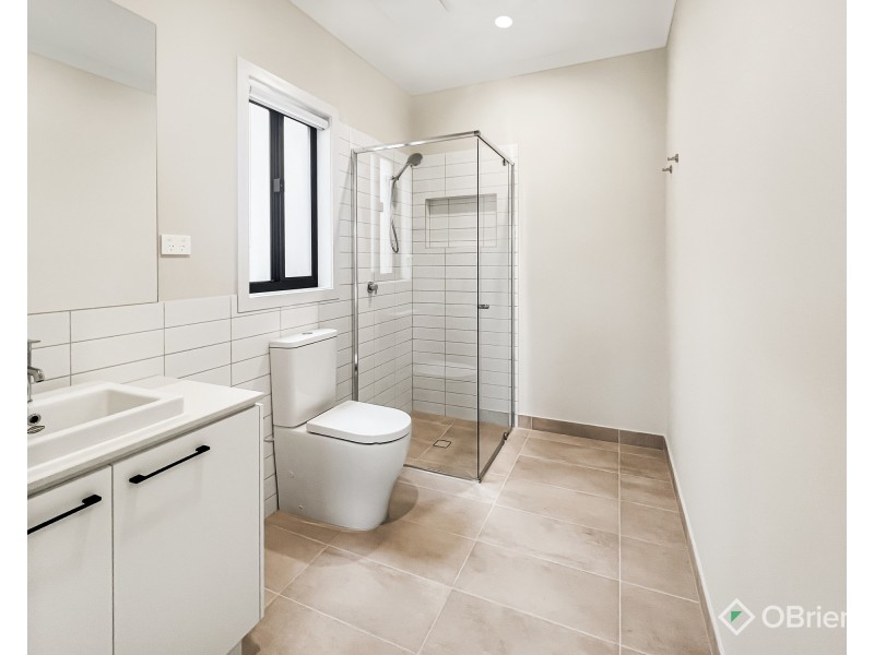 43 Mapleton Avenue, Warragul VIC 3820