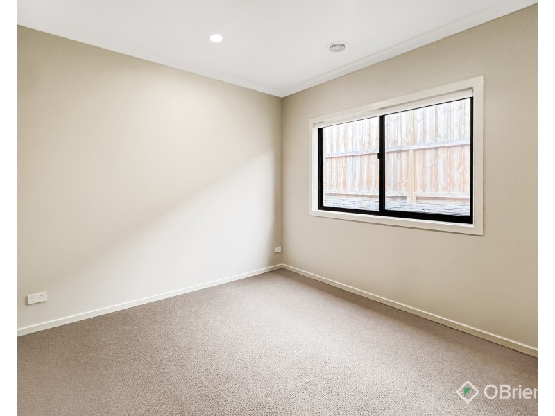 43 Mapleton Avenue, Warragul VIC 3820