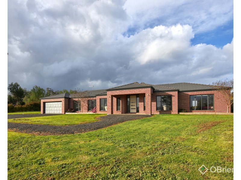 14 Grace Court, Drouin VIC 3818