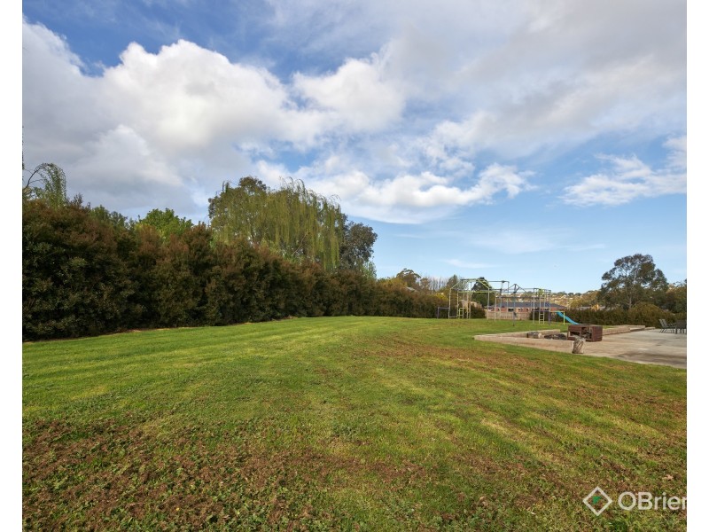 14 Grace Court, Drouin VIC 3818