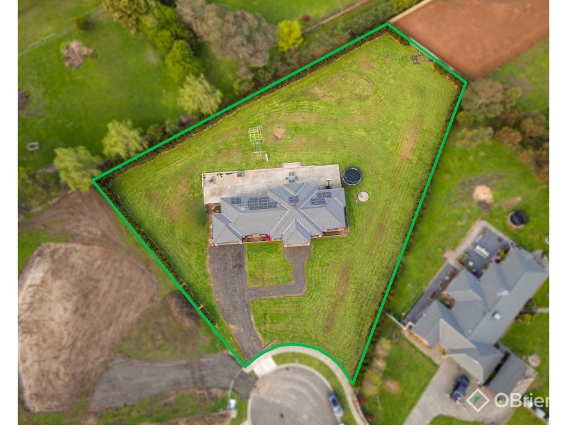 14 Grace Court, Drouin VIC 3818