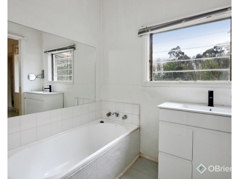 1/9 Princes Highway, Warragul VIC 3820