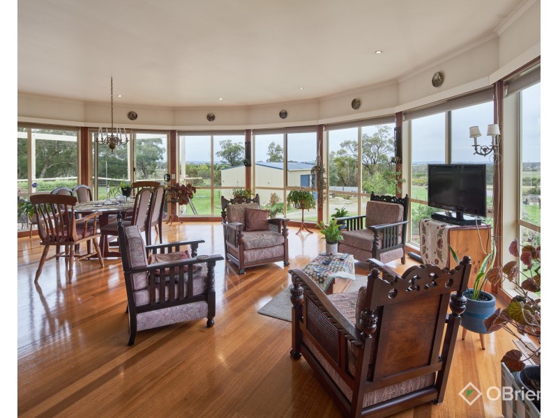 14 Silky Oak Court, Garfield VIC 3814