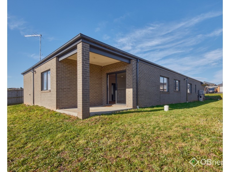 5 Davallia Crescent, Drouin VIC 3818