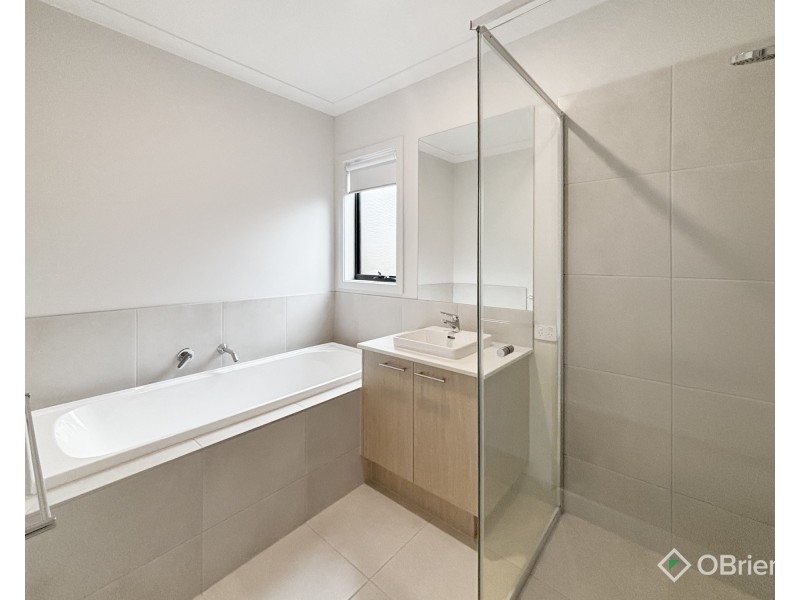 8 Trailwater Court, Warragul VIC 3820