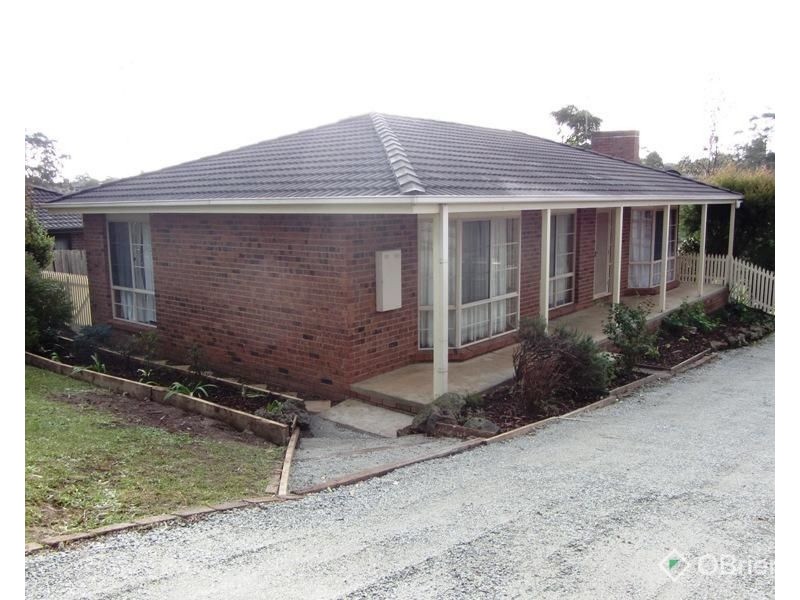 42 Calway Street, Drouin VIC 3818