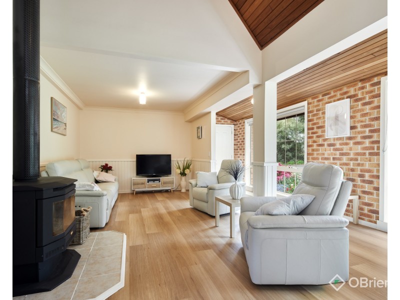 5 Hunter Close, Drouin VIC 3818