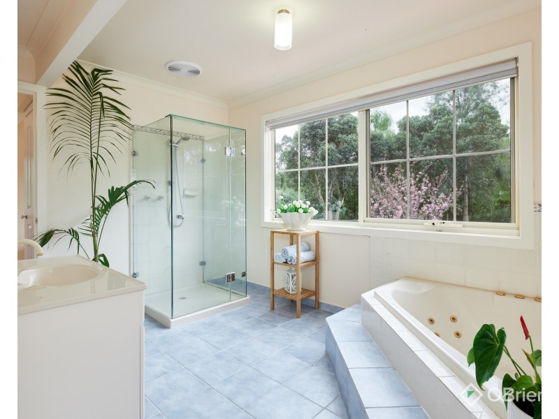 5 Hunter Close, Drouin VIC 3818