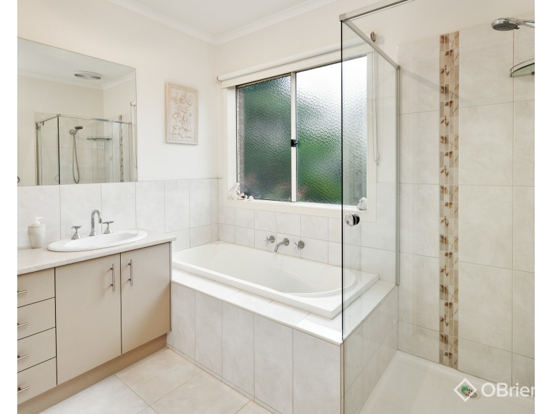 1 Dalmuir Court, Warragul VIC 3820