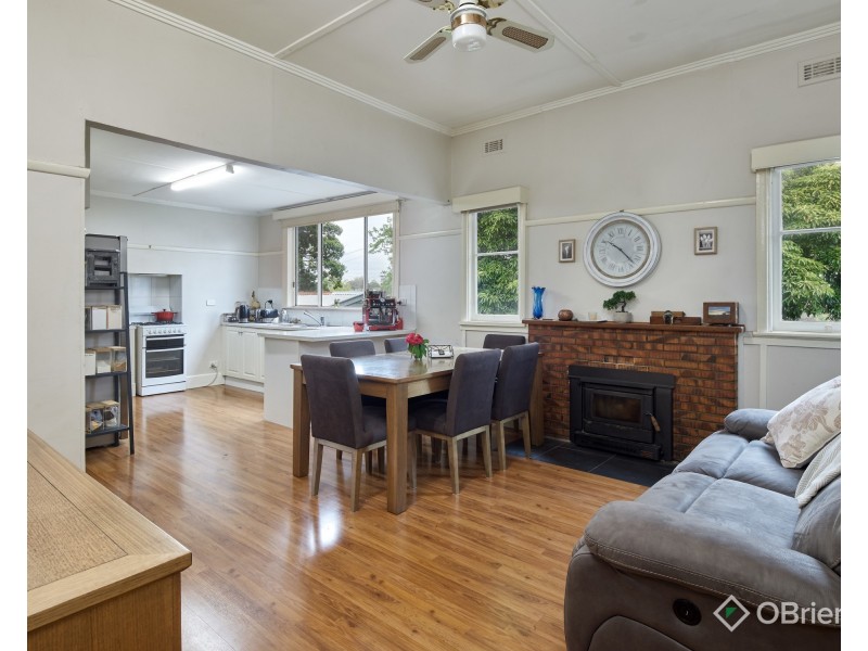 219 Princes Way, Drouin VIC 3818