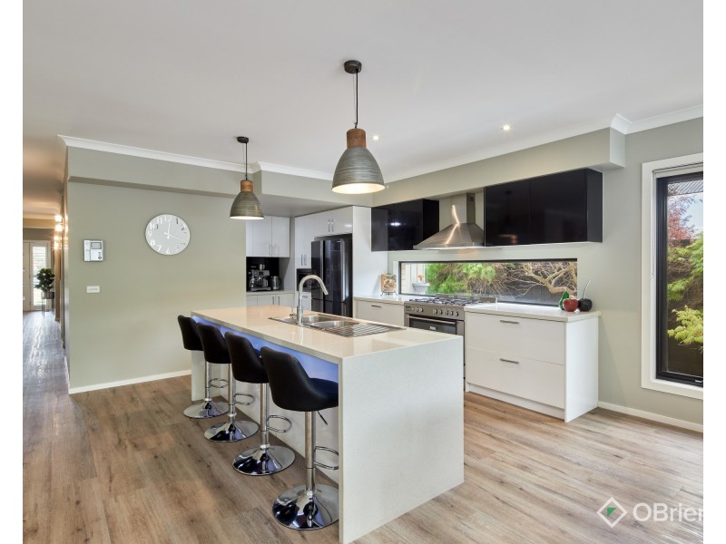 20 Willow Crescent, Warragul VIC 3820