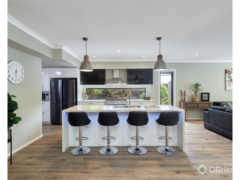 20 Willow Crescent, Warragul VIC 3820
