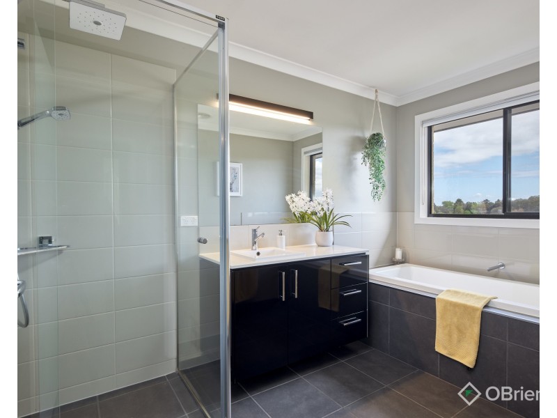 20 Willow Crescent, Warragul VIC 3820