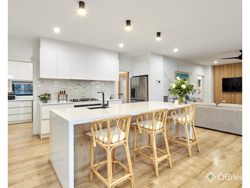 19 Sloane Square, Drouin VIC 3818