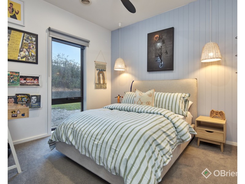 19 Sloane Square, Drouin VIC 3818
