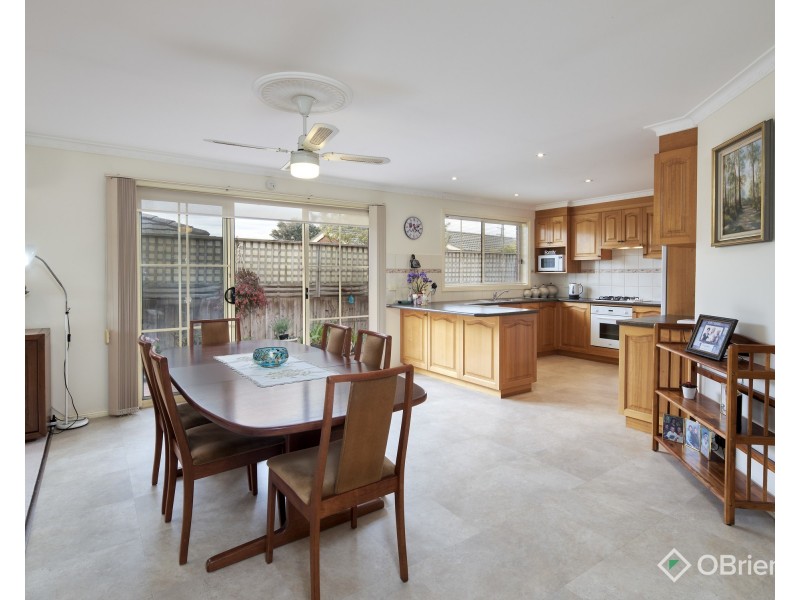 7 Rees Close, Drouin VIC 3818