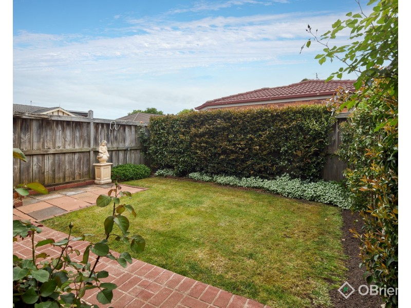 7 Rees Close, Drouin VIC 3818