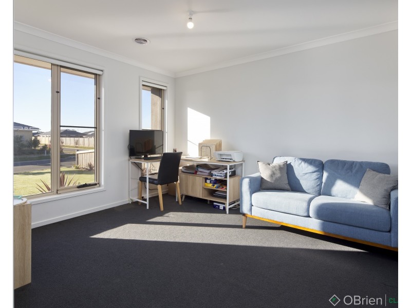 17 Nolan Drive, Warragul VIC 3820