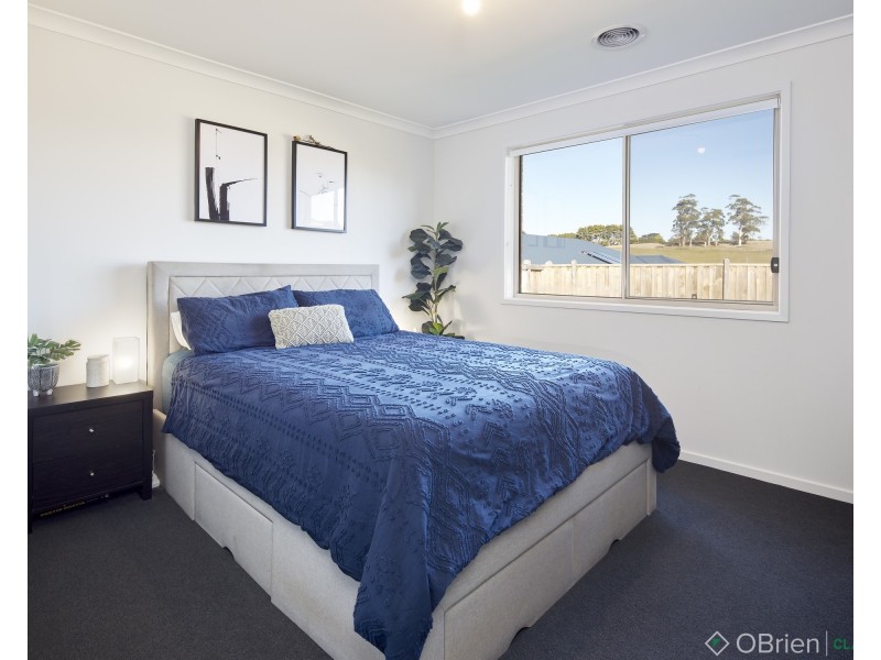 17 Nolan Drive, Warragul VIC 3820