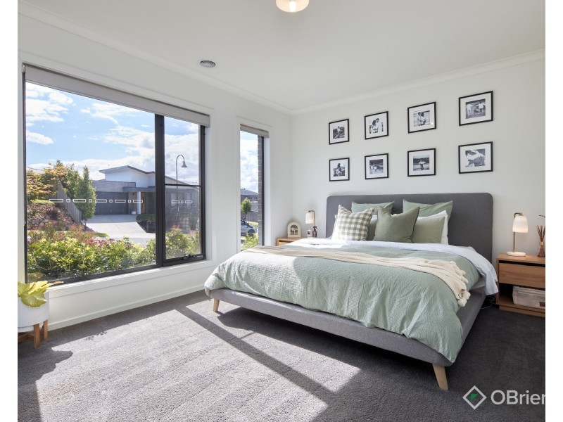 32 Kurrajong Road, Warragul VIC 3820