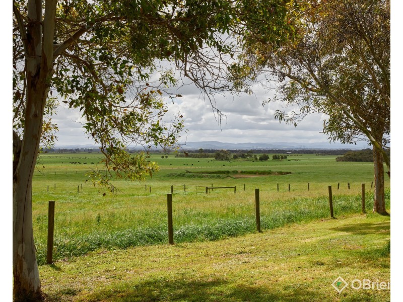 275 Coster Road, Modella VIC 3816