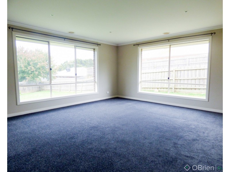 48 Dawson Drive, Warragul VIC 3820