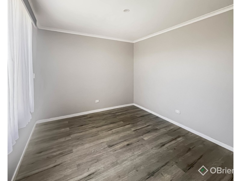 32 Chapmans Road, Trafalgar VIC 3824