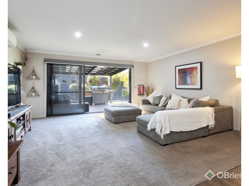 22 Ajax Street, Drouin VIC 3818