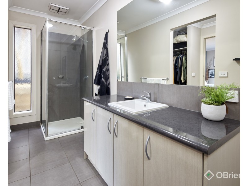 22 Ajax Street, Drouin VIC 3818