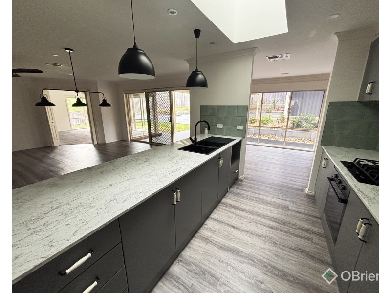 112 Stoddarts Road, Warragul VIC 3820