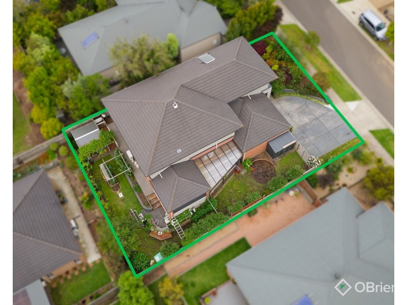 9 Finch Court, Drouin VIC 3818