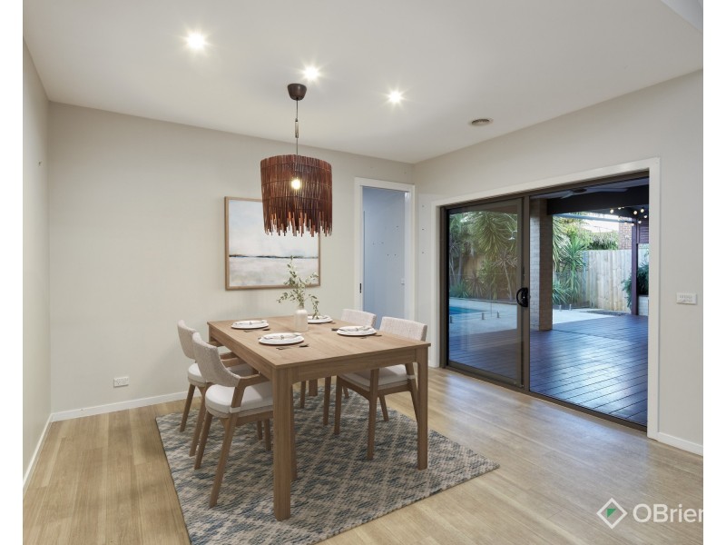 6 Charlwood Court, Drouin VIC 3818