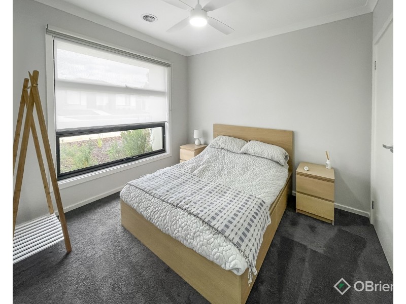 1/16 McKindlay Street, Drouin VIC 3818