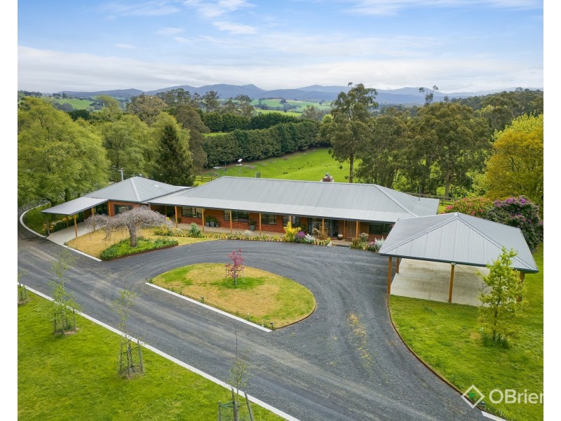 11 Whytes Place, Neerim South VIC 3831