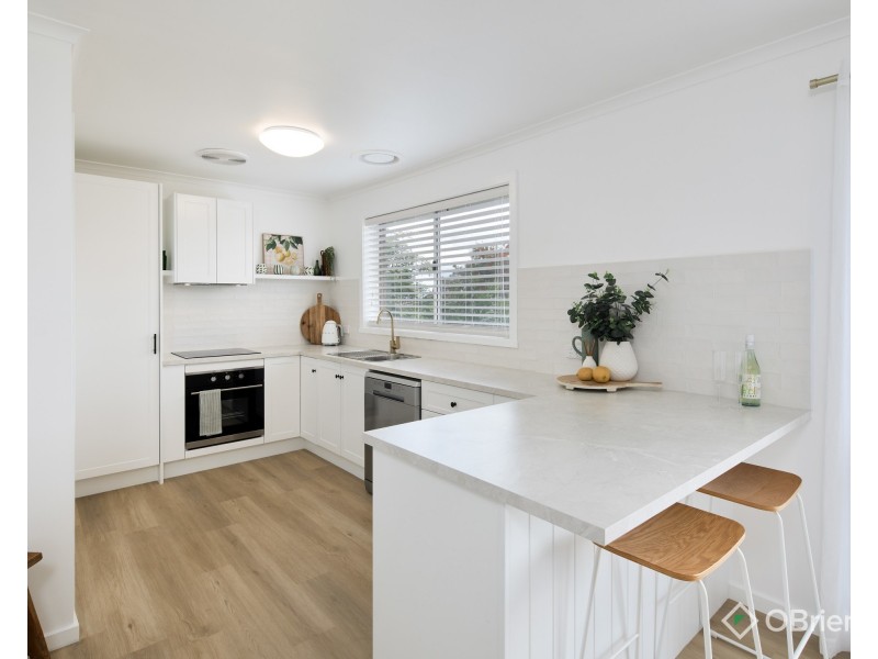 2/125 Brandy Creek Road, Warragul VIC 3820