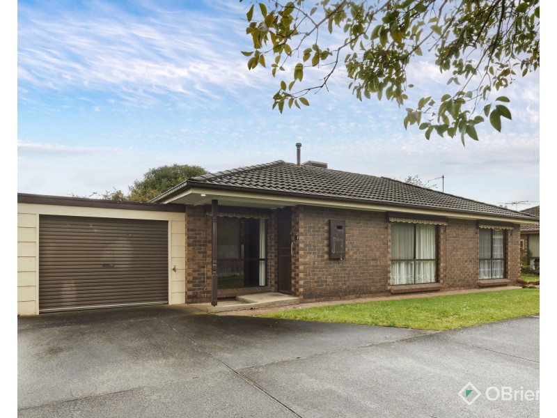 2/11 Mackey Street, Longwarry VIC 3816
