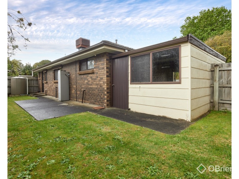 2/11 Mackey Street, Longwarry VIC 3816