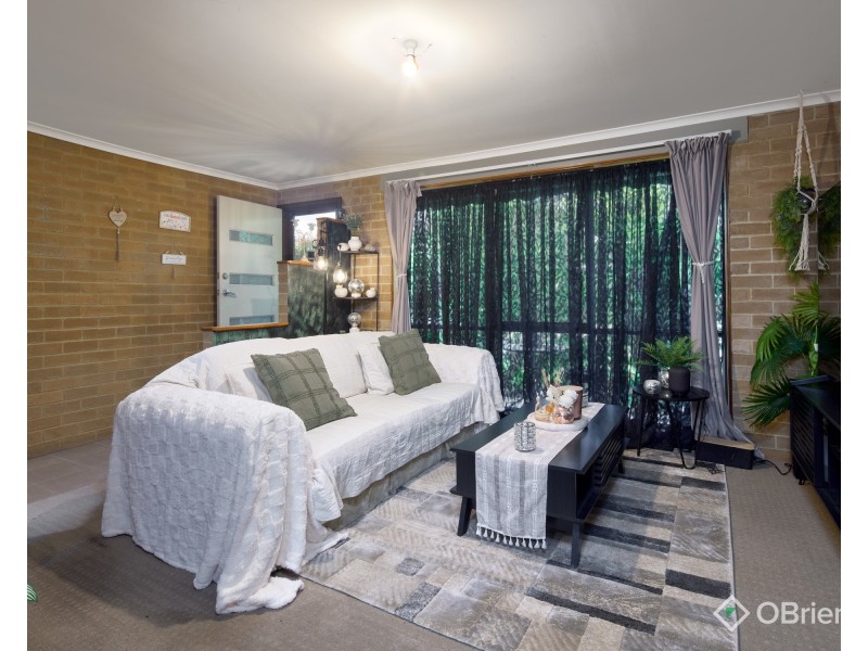 8/43-45 Buln Buln Road, Drouin VIC 3818