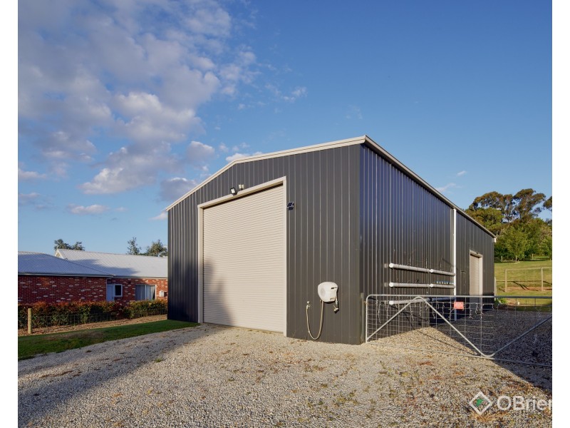 4 Billabong Close, Drouin VIC 3818