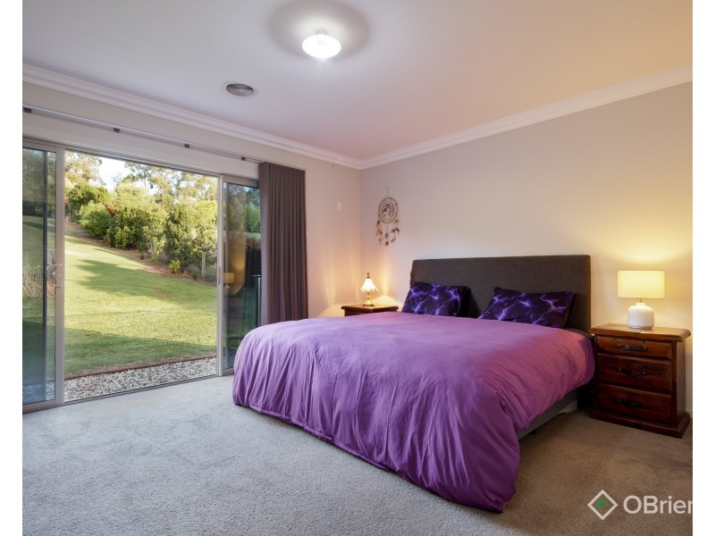 4 Billabong Close, Drouin VIC 3818