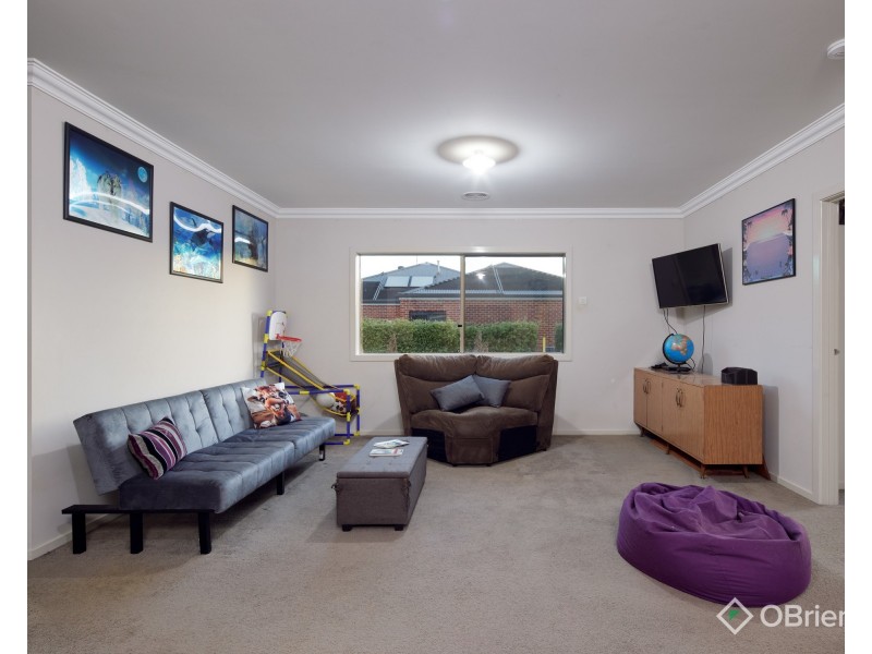 4 Billabong Close, Drouin VIC 3818