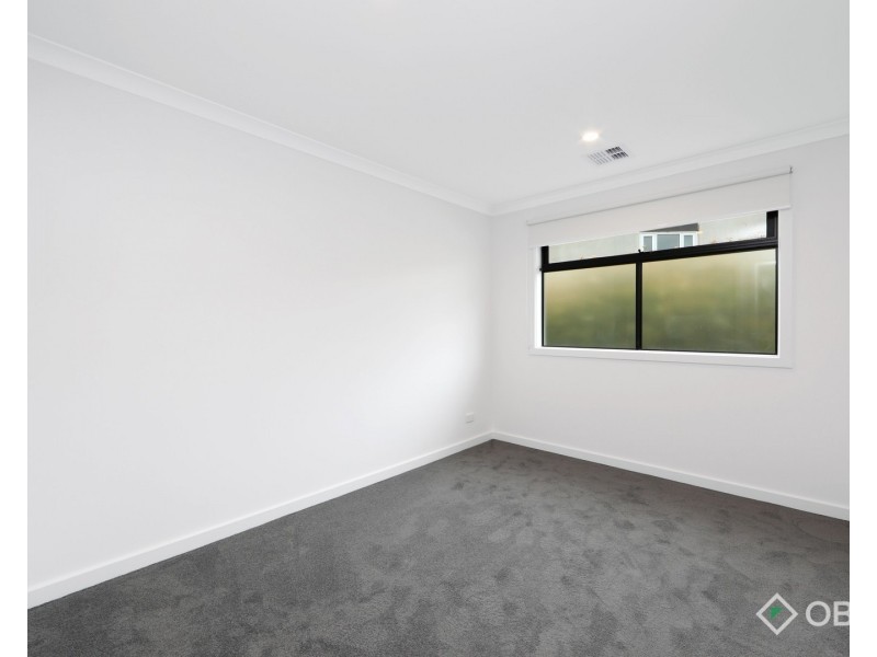 15B White Road, Wantirna South VIC 3152