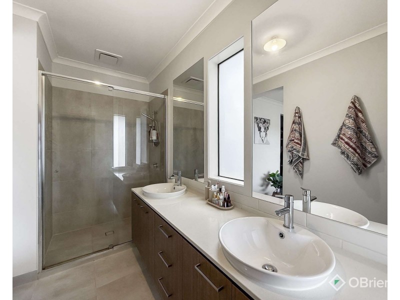 9 Thatch Court, Warragul VIC 3820