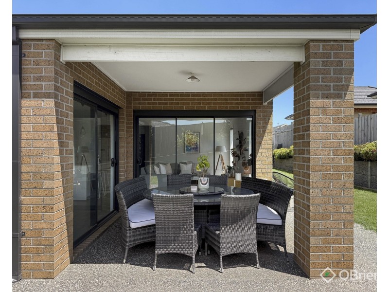 9 Thatch Court, Warragul VIC 3820