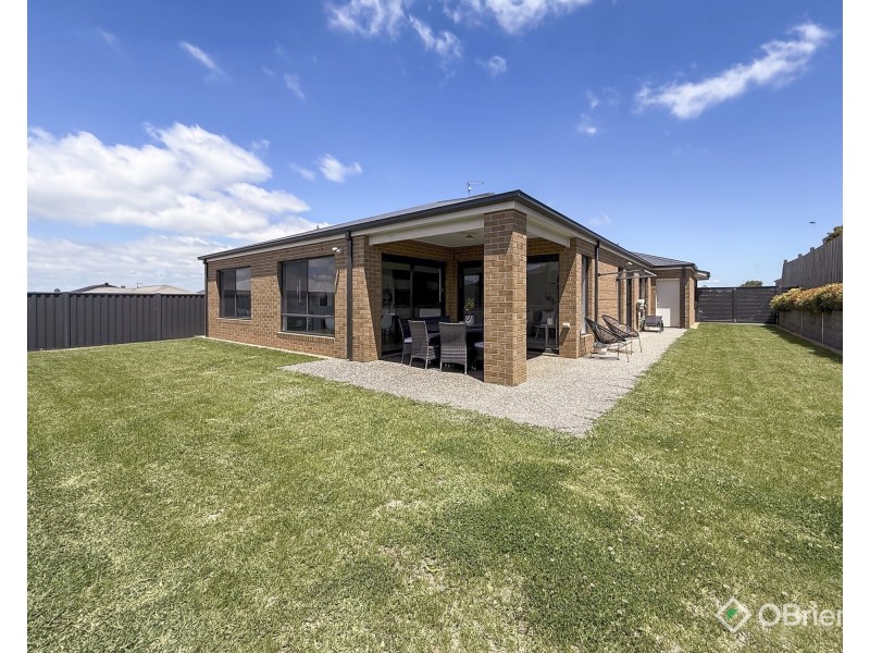 9 Thatch Court, Warragul VIC 3820