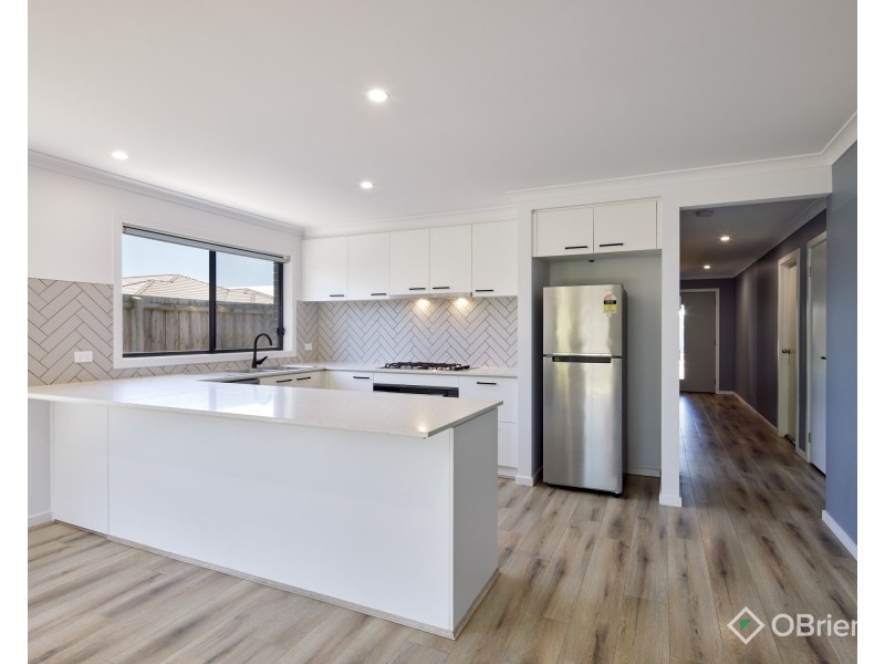 9 Western Barred Place, Longwarry VIC 3816